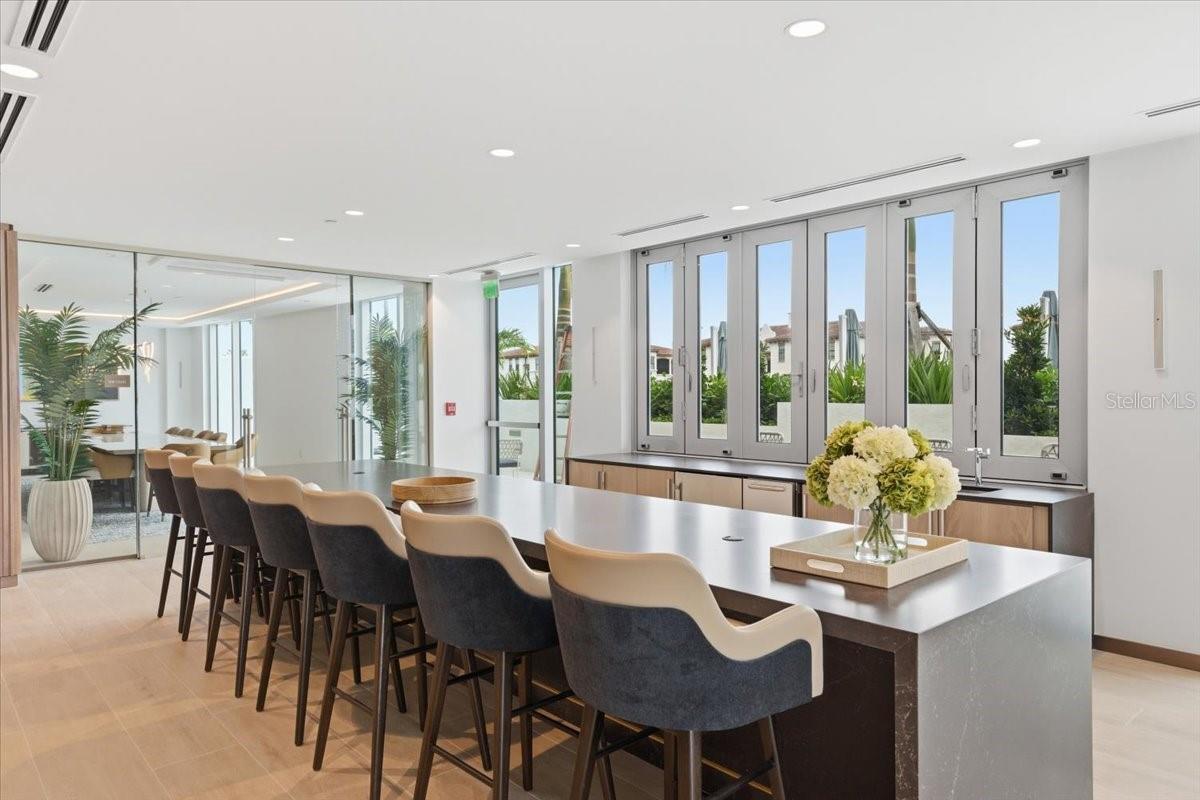 WESTSHORE YACHT CLUB, AQUA TOWER 1 - Residential