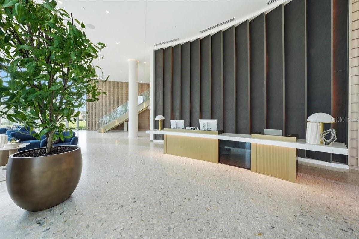 WESTSHORE YACHT CLUB, AQUA TOWER 1 - Residential