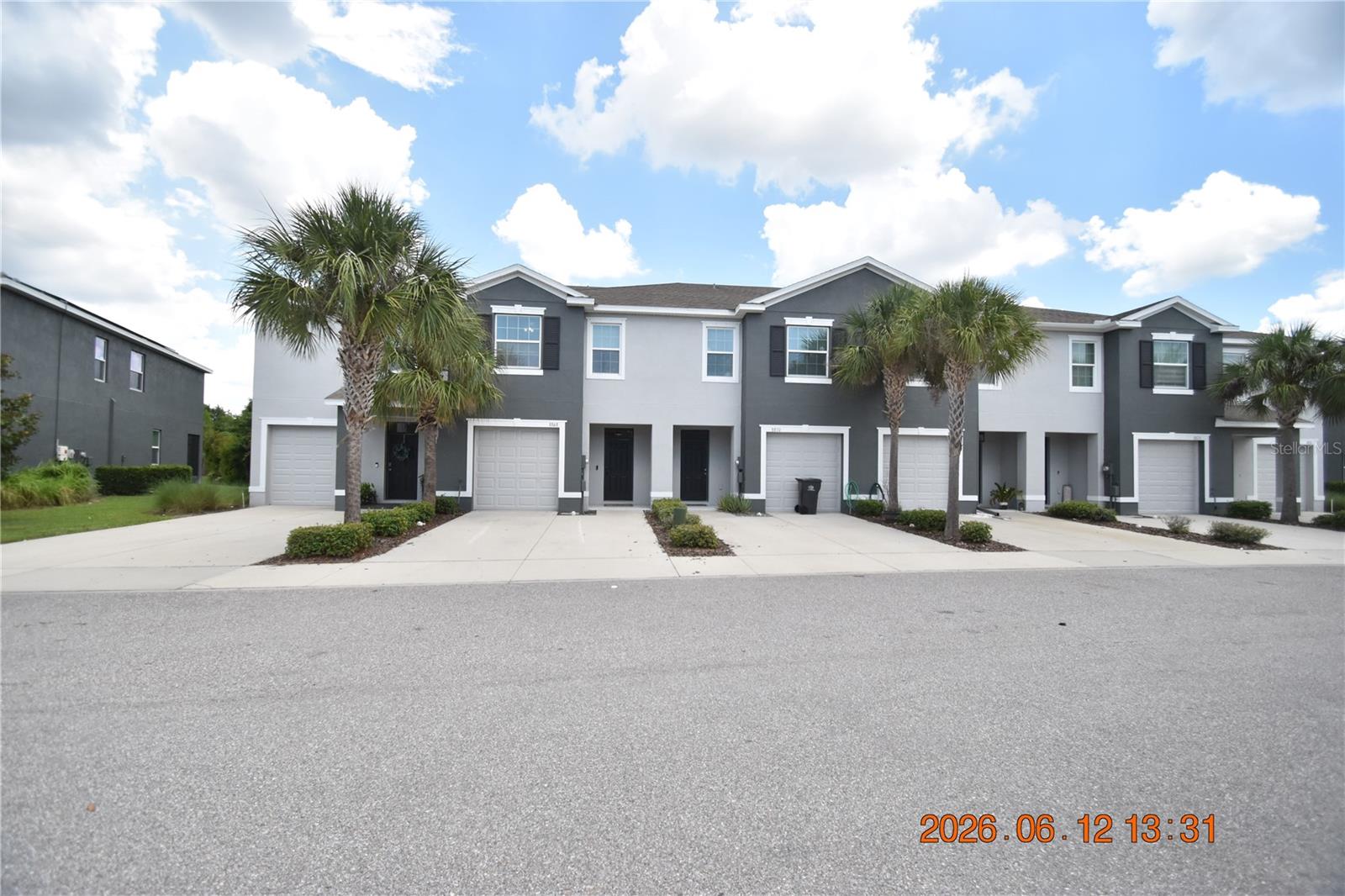 EAGLE PALM PH 4A - Residential Lease