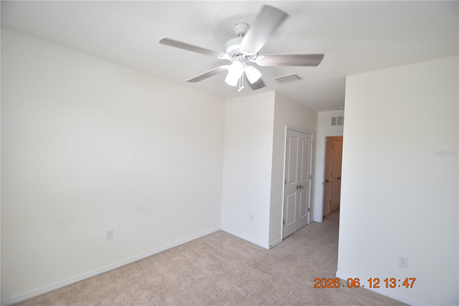 EAGLE PALM PH 4A - Residential Lease