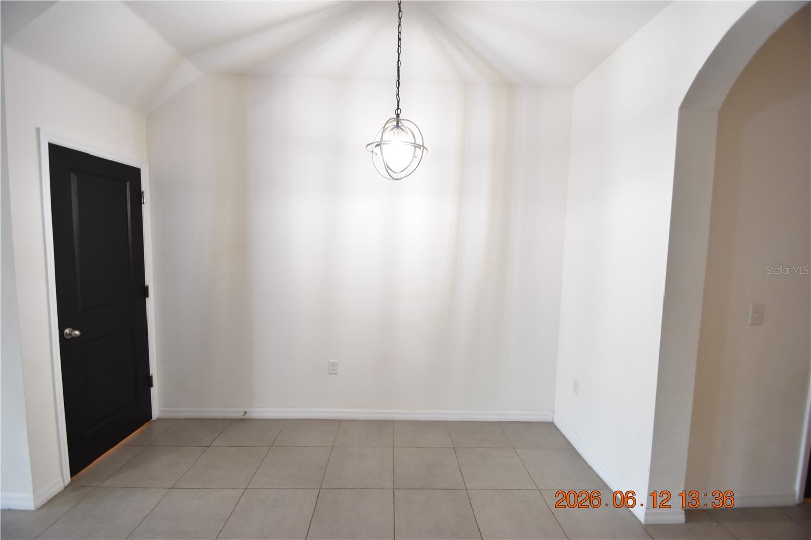EAGLE PALM PH 4A - Residential Lease