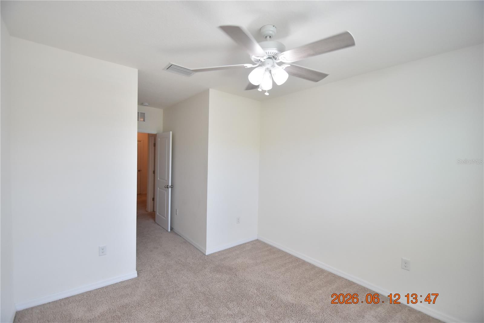 EAGLE PALM PH 4A - Residential Lease