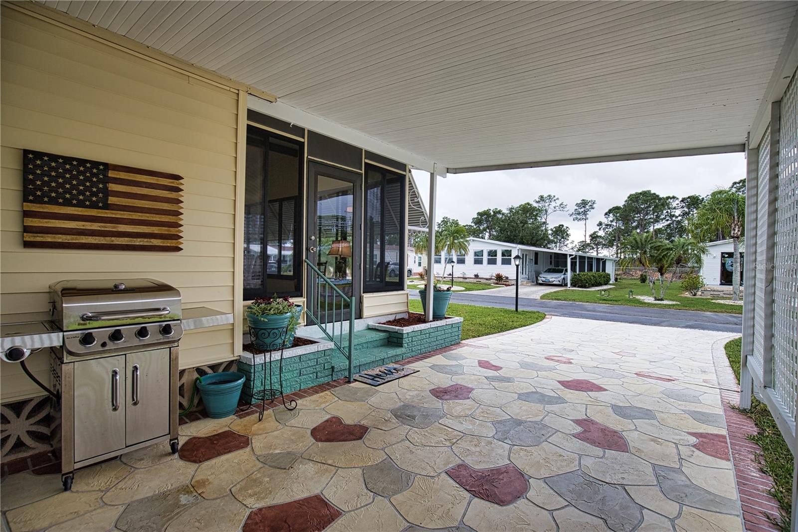 LA CASA MHP CO-OP - Residential