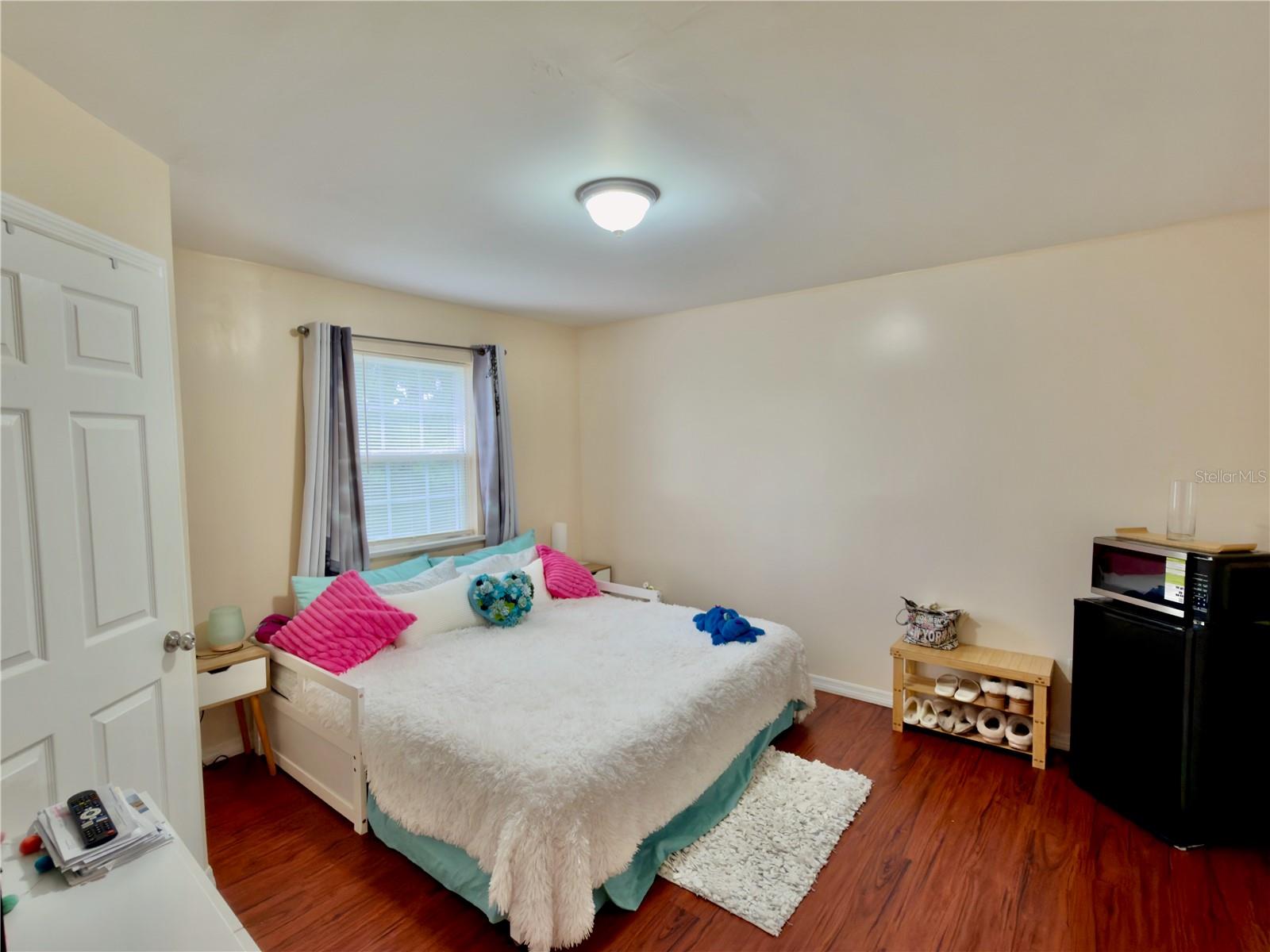 EAST GARDEN MANOR ADD 03 REP - Residential