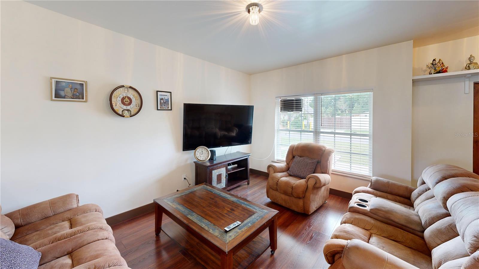 EAST GARDEN MANOR ADD 03 REP - Residential