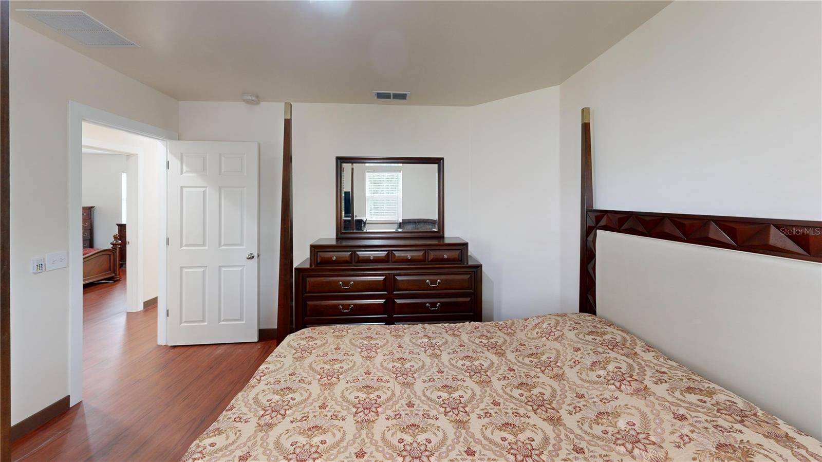 EAST GARDEN MANOR ADD 03 REP - Residential