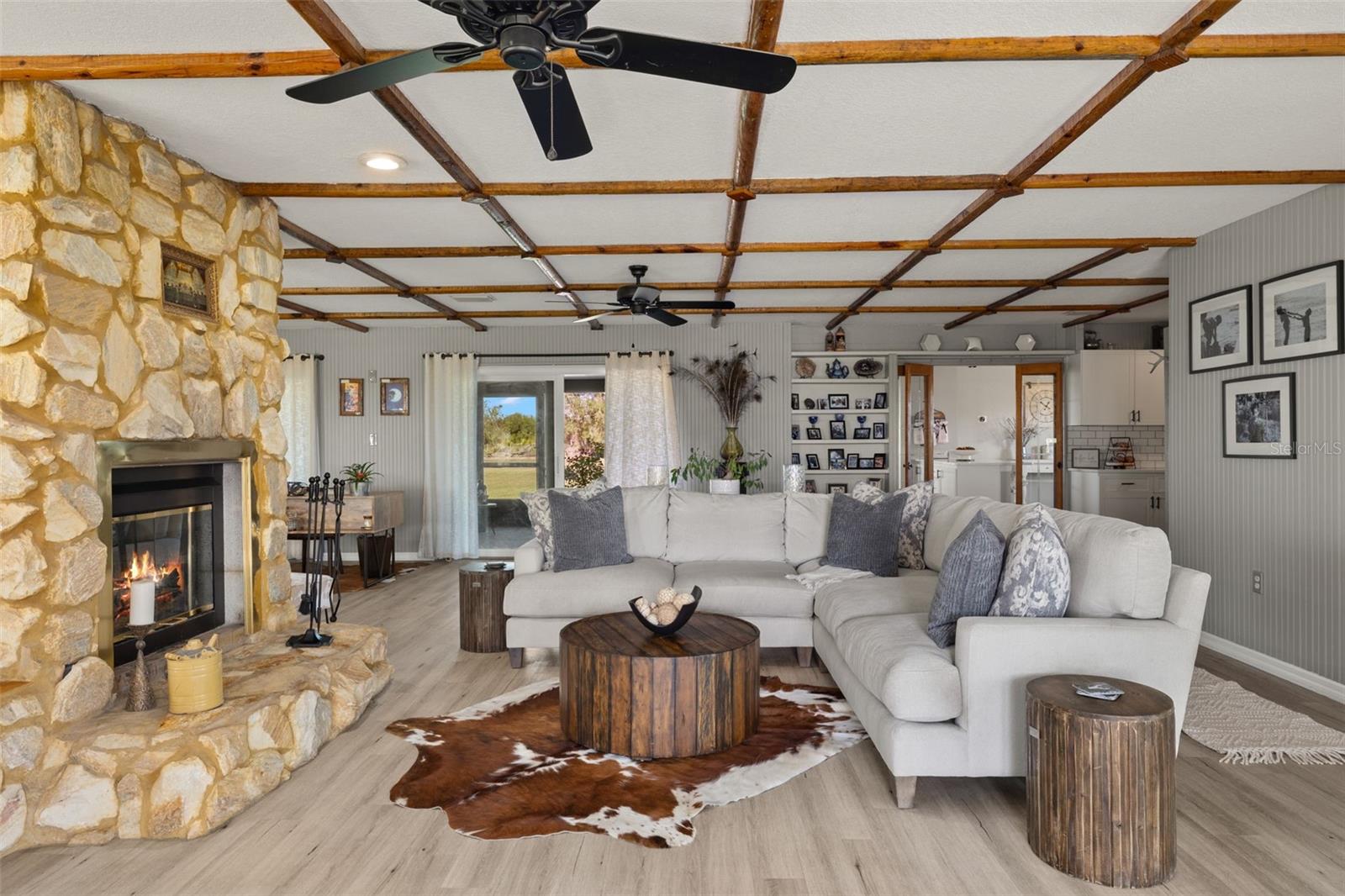 ARCADIA GRVS INC - Residential