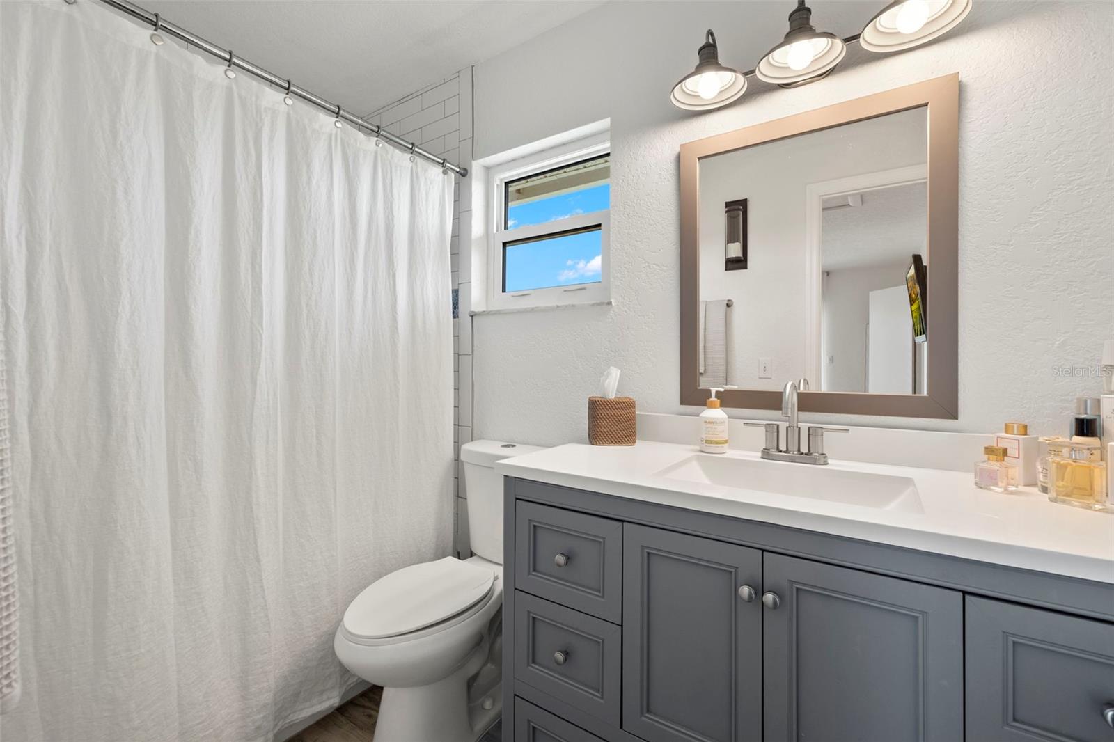 ARCADIA GRVS INC - Residential