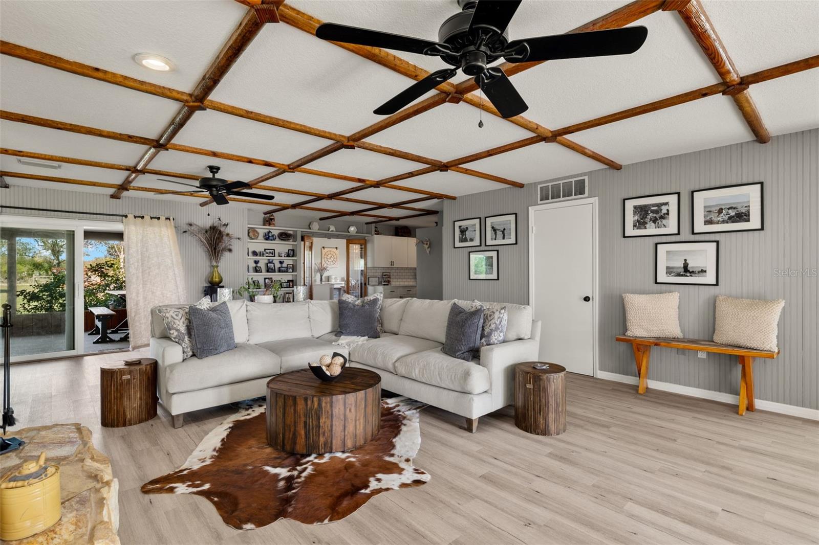 ARCADIA GRVS INC - Residential