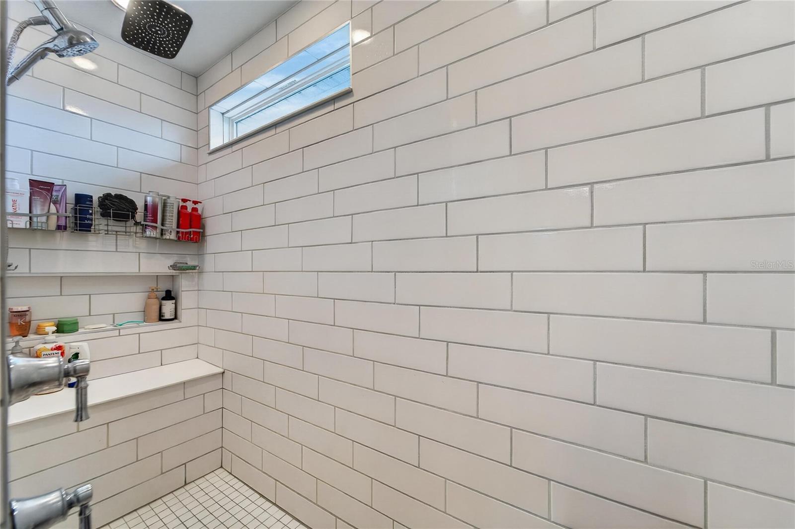 WHISPERING PINES PH 2 - Residential