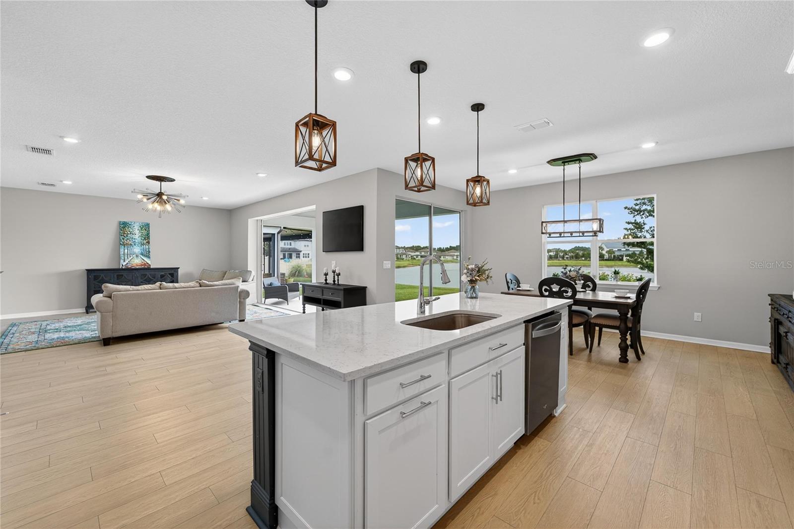 WHISPERING PINES PH 2 - Residential
