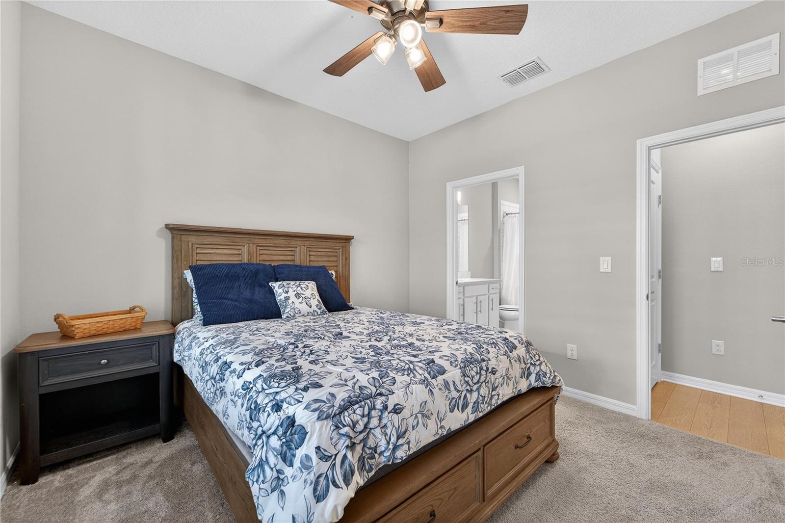 WHISPERING PINES PH 2 - Residential