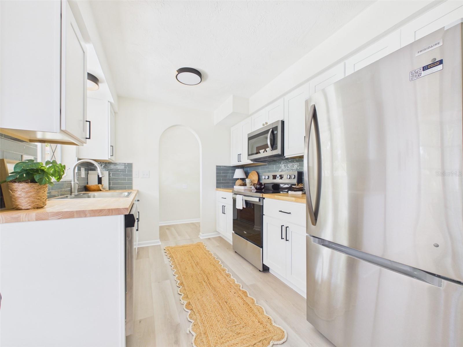 CURLEW GROVES UNIT ONE - Residential