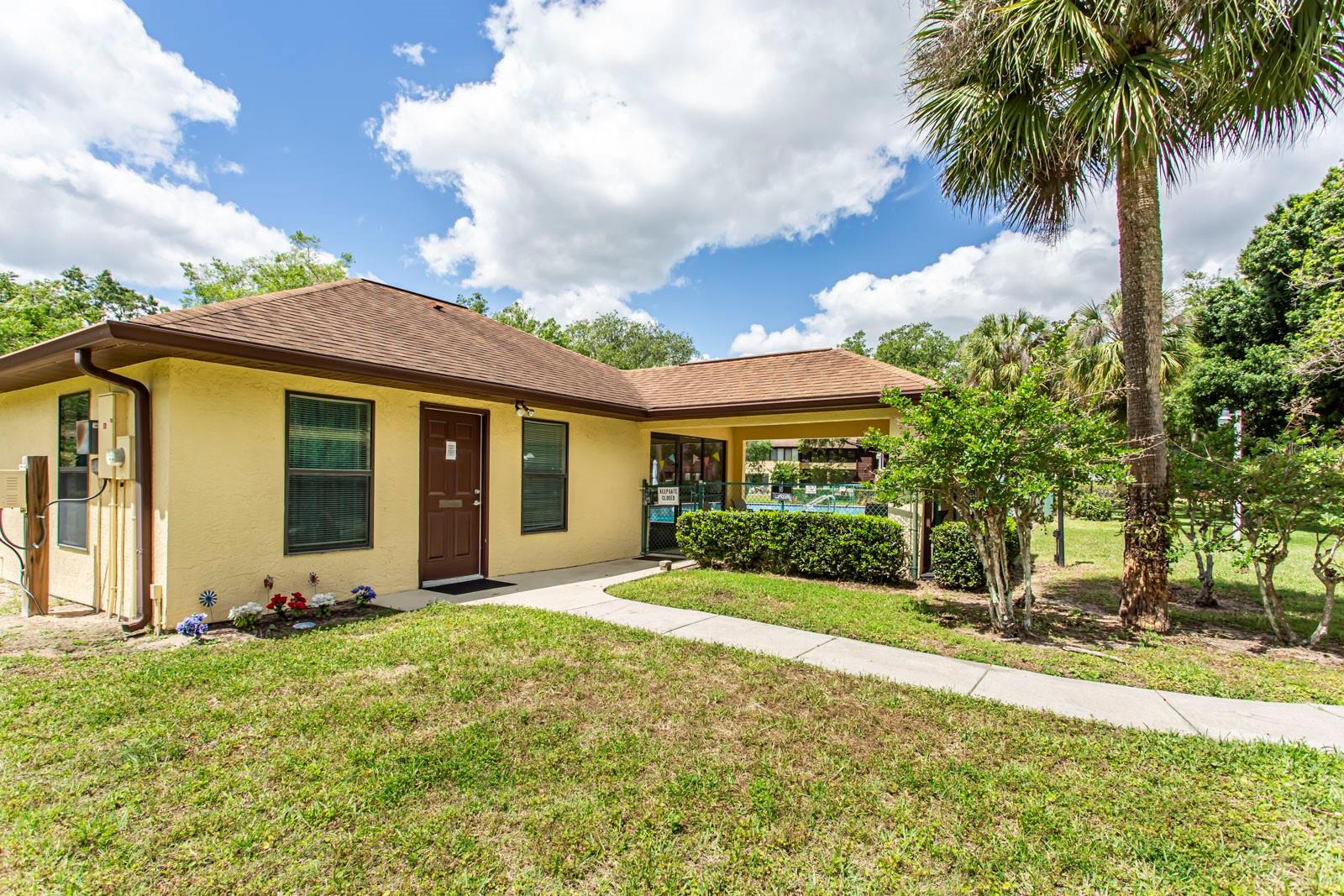 FAIRWAYS/SILVER SHORES CONDO 07 - Residential