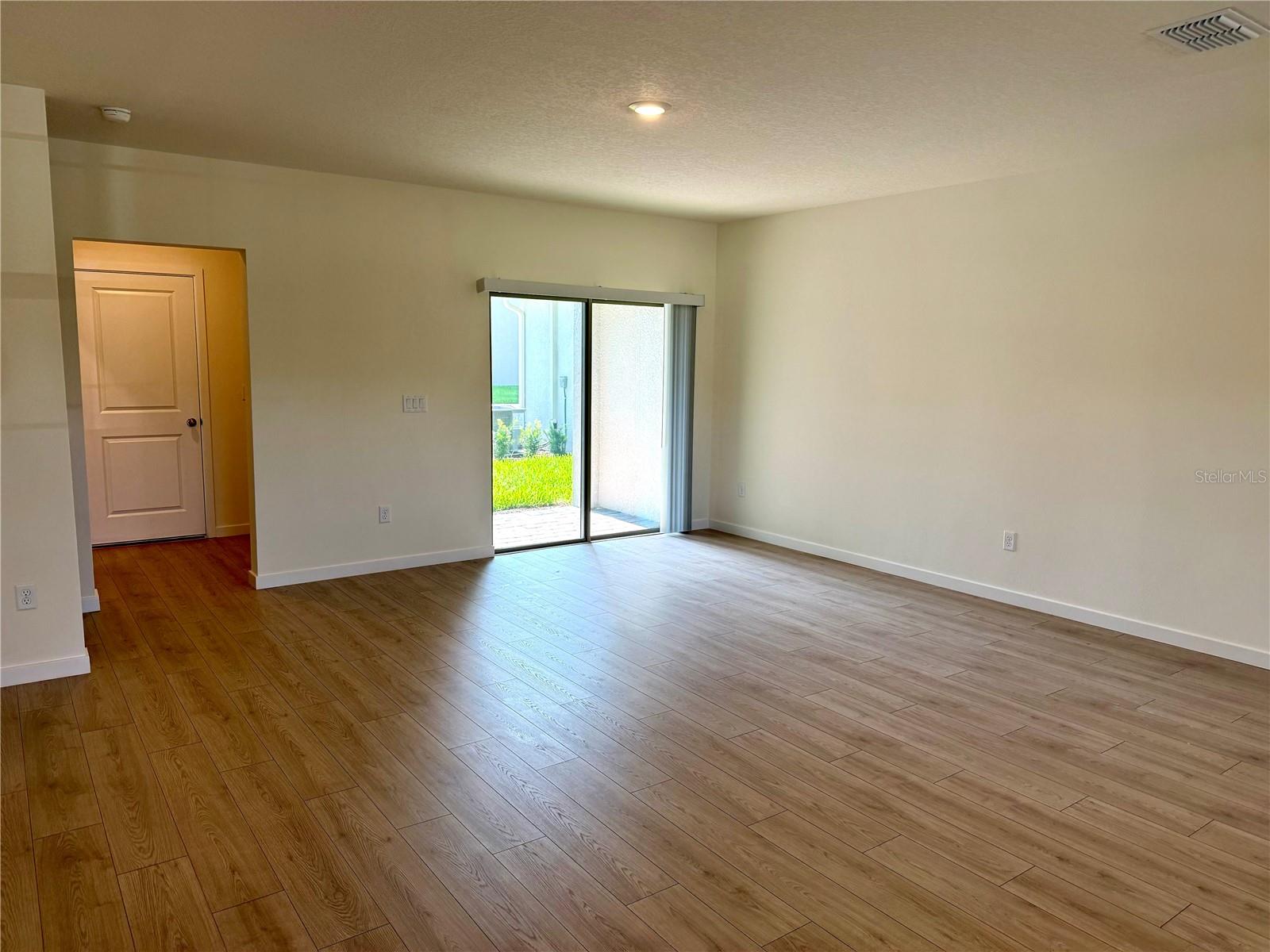 WATERLEIGH - Residential Lease