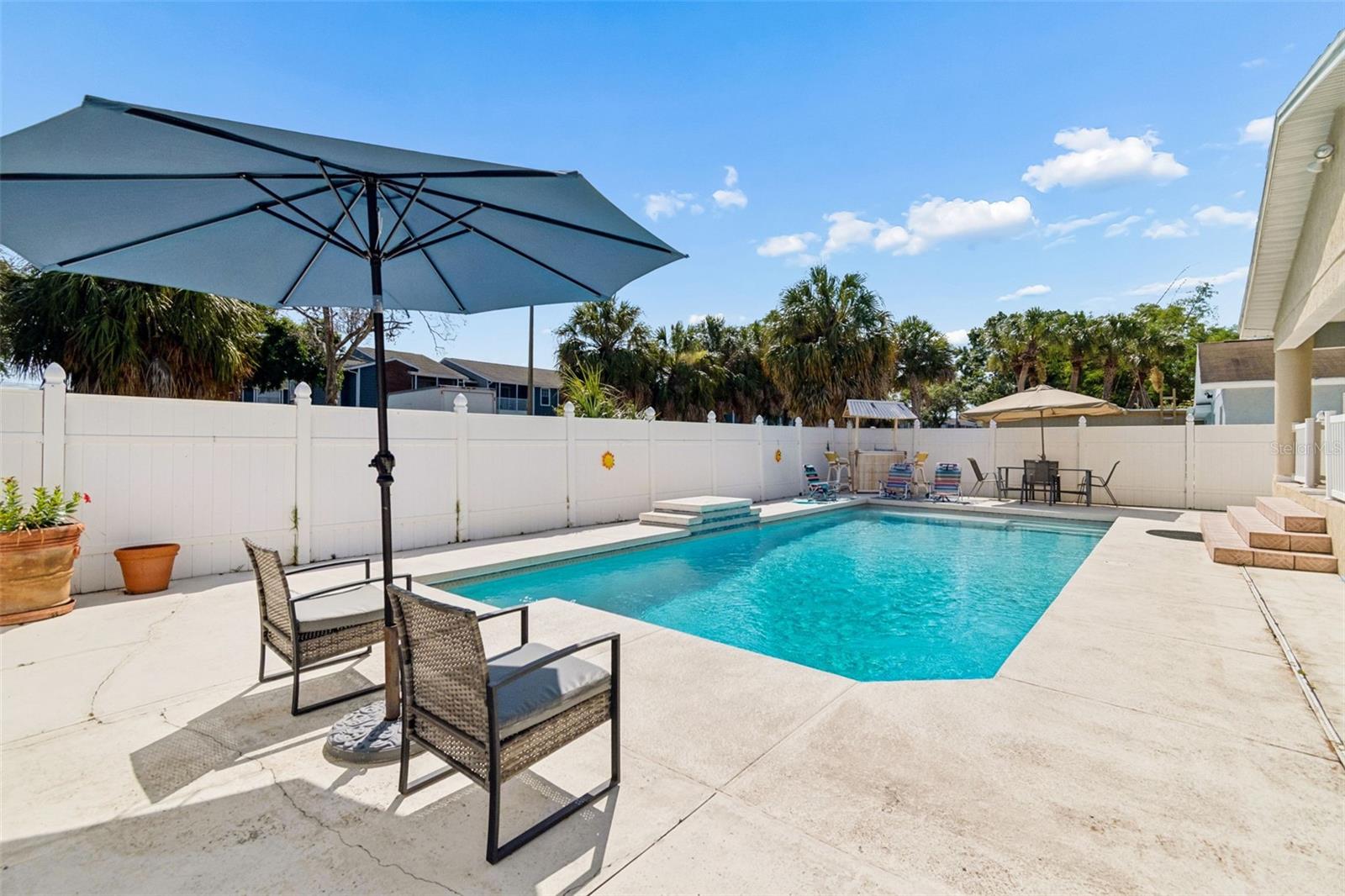 TAMPA SHORES INC #1 UN 1A REP - Residential