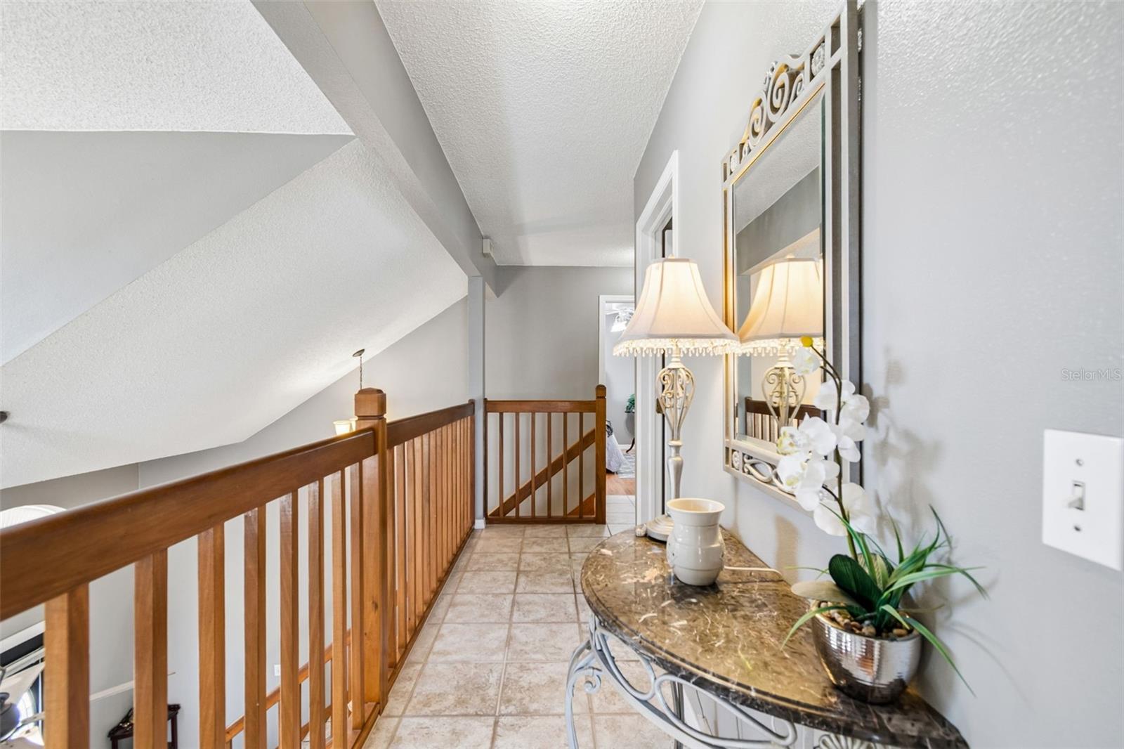 TAMPA SHORES INC #1 UN 1A REP - Residential