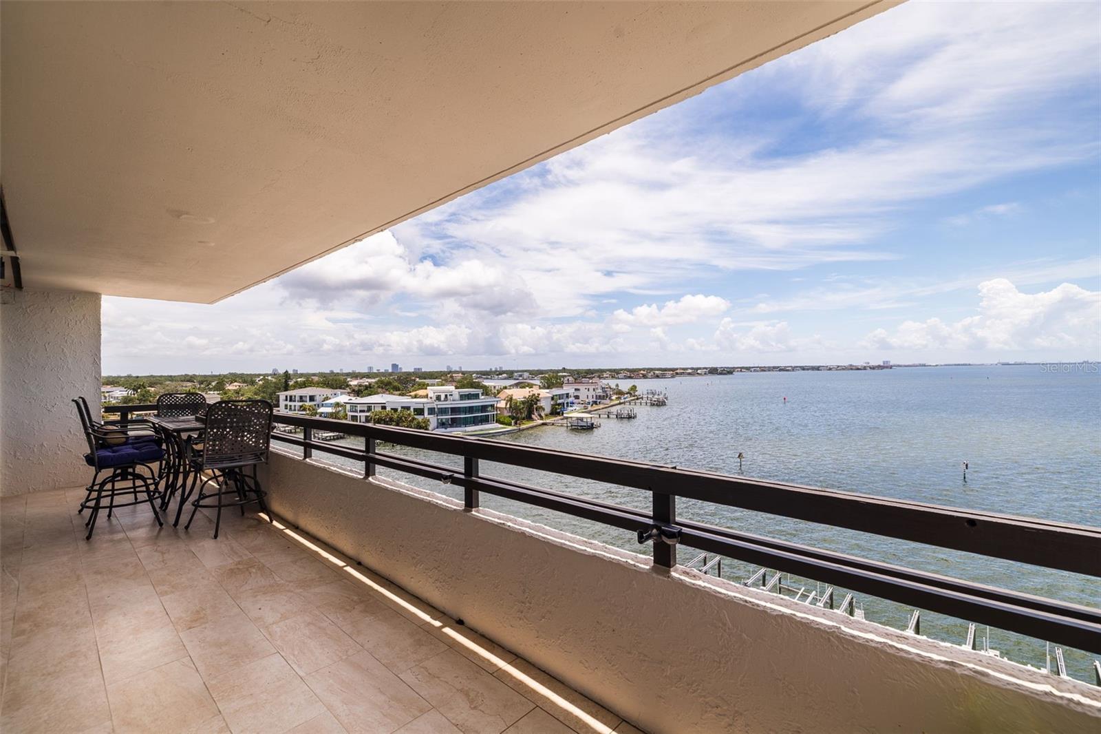5700 MARINER - Residential