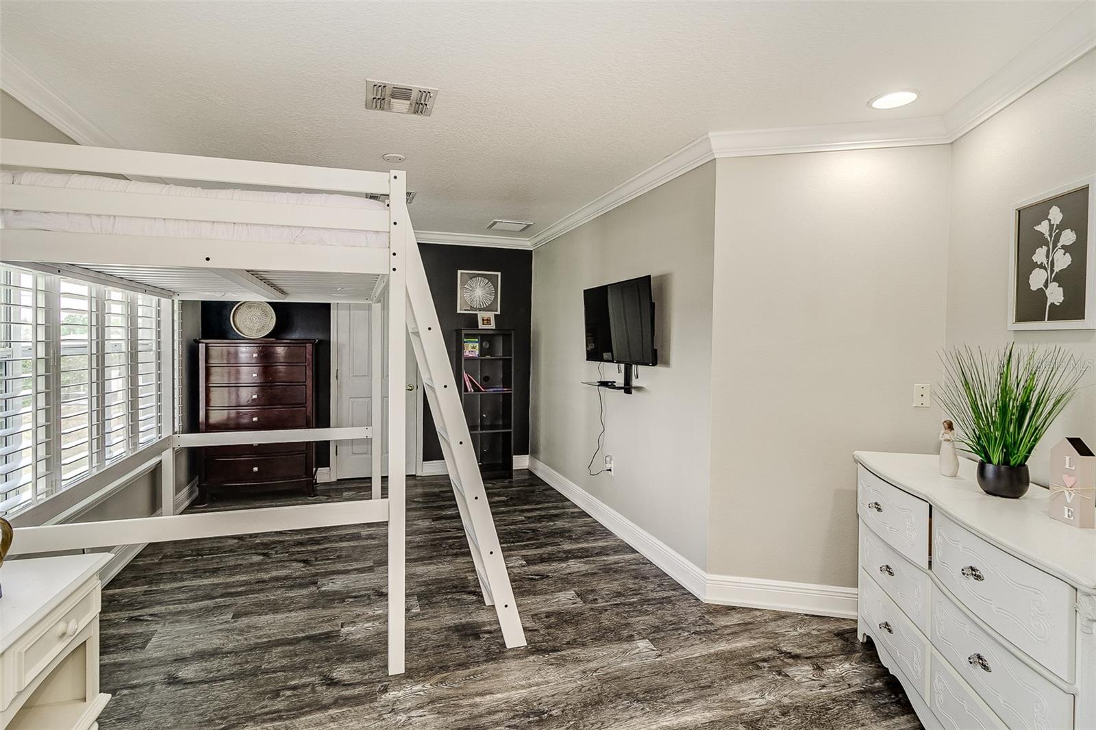 WOODBURY PH TWO ADD - Residential Lease