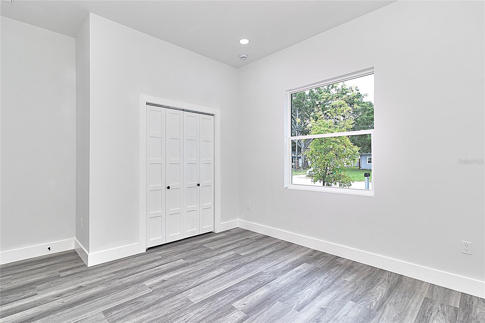 PINELLAS GROVES - Residential