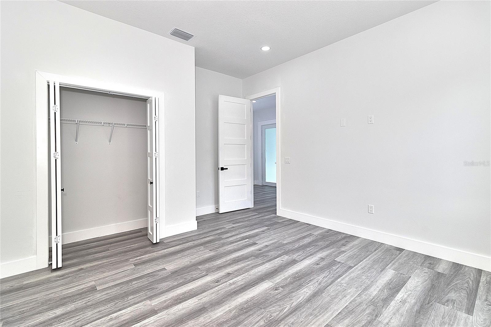 PINELLAS GROVES - Residential