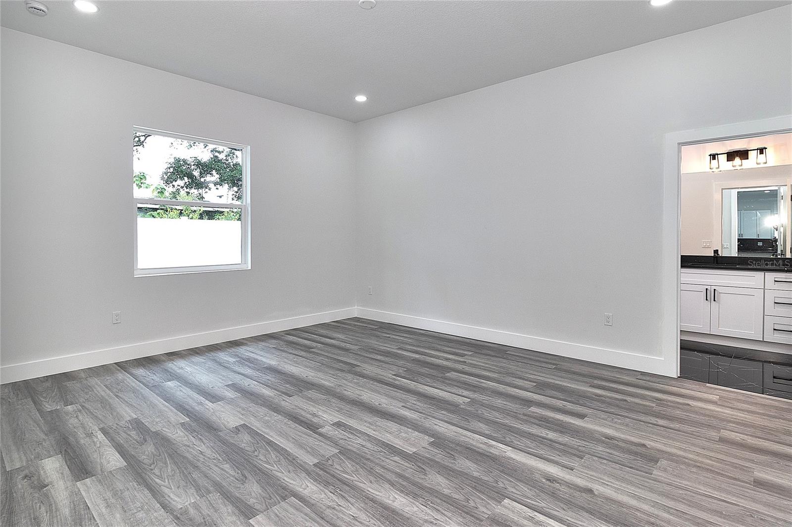 PINELLAS GROVES - Residential