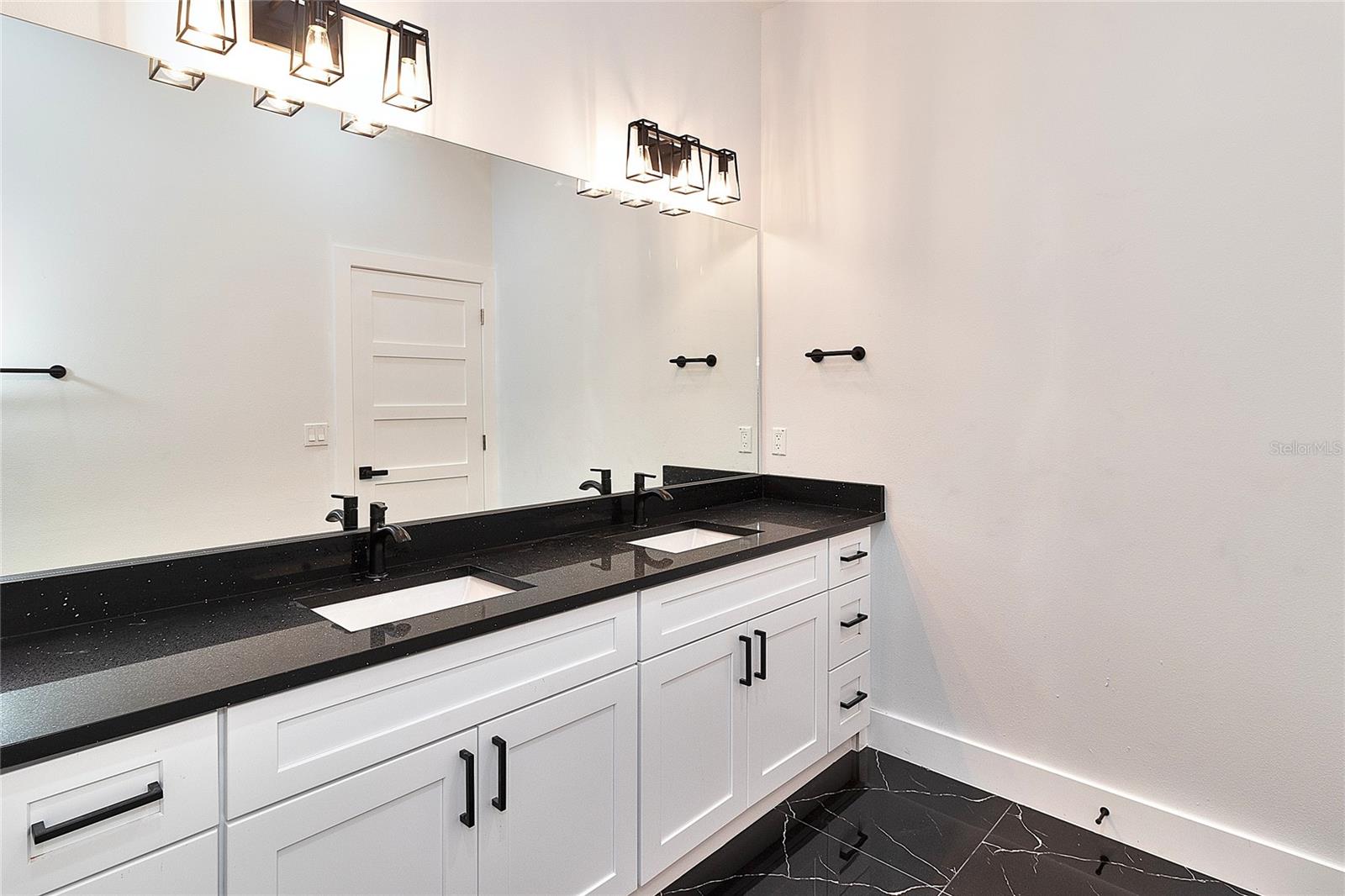 PINELLAS GROVES - Residential