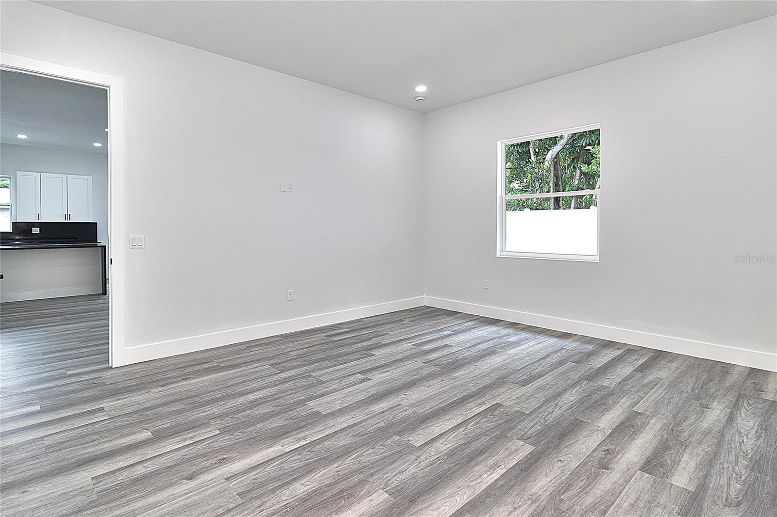 PINELLAS GROVES - Residential
