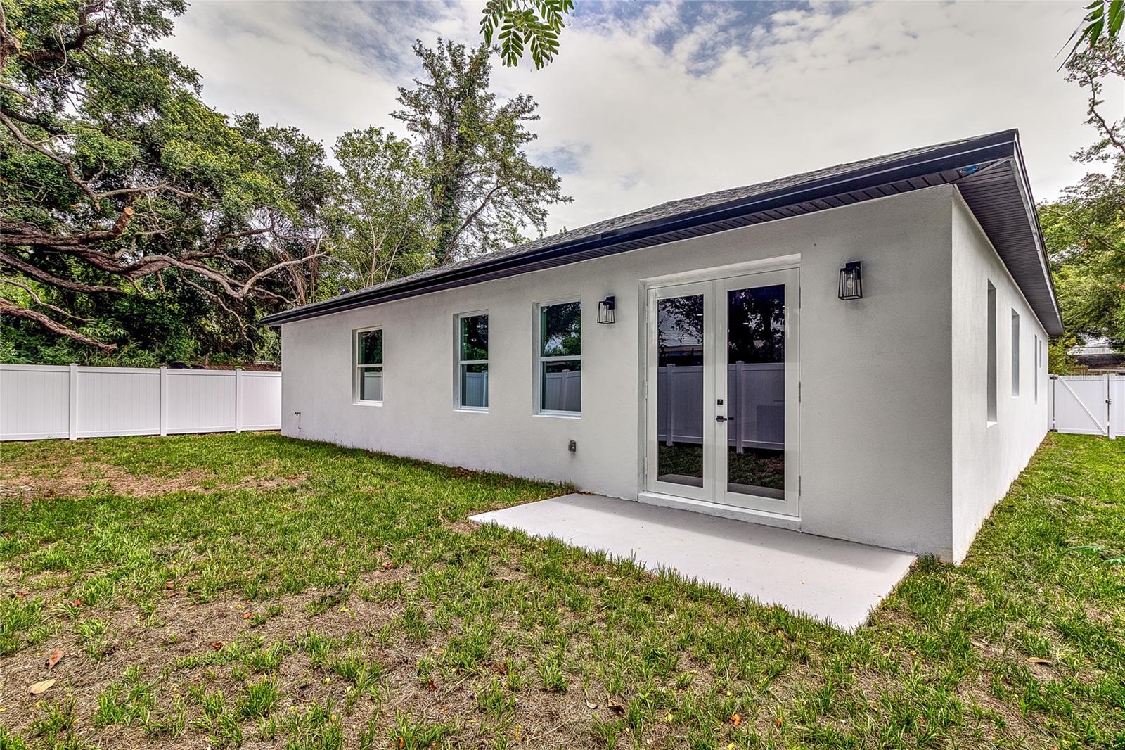 PINELLAS GROVES - Residential