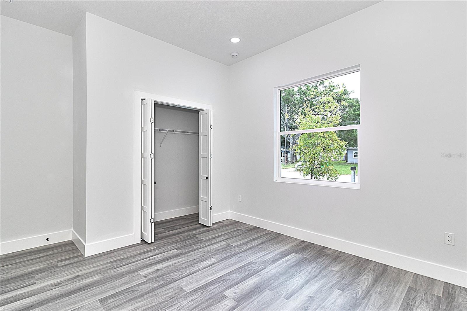 PINELLAS GROVES - Residential