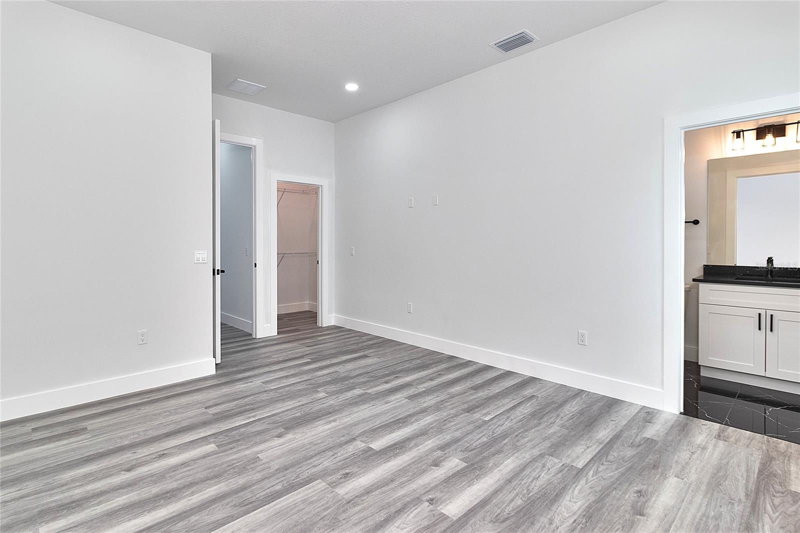PINELLAS GROVES - Residential