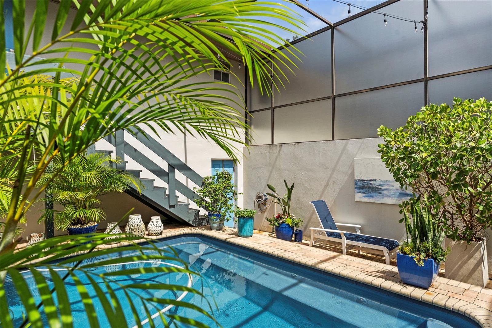 ELBERON PLACE A CONDO PH 01 - Residential
