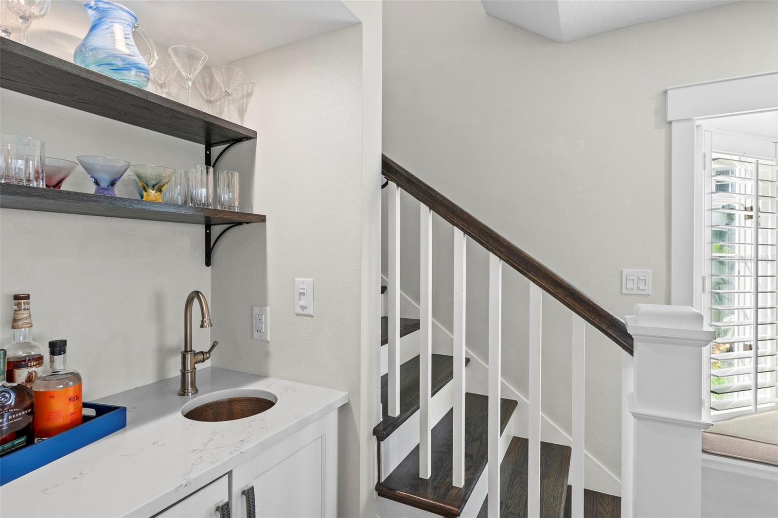 ELBERON PLACE A CONDO PH 01 - Residential