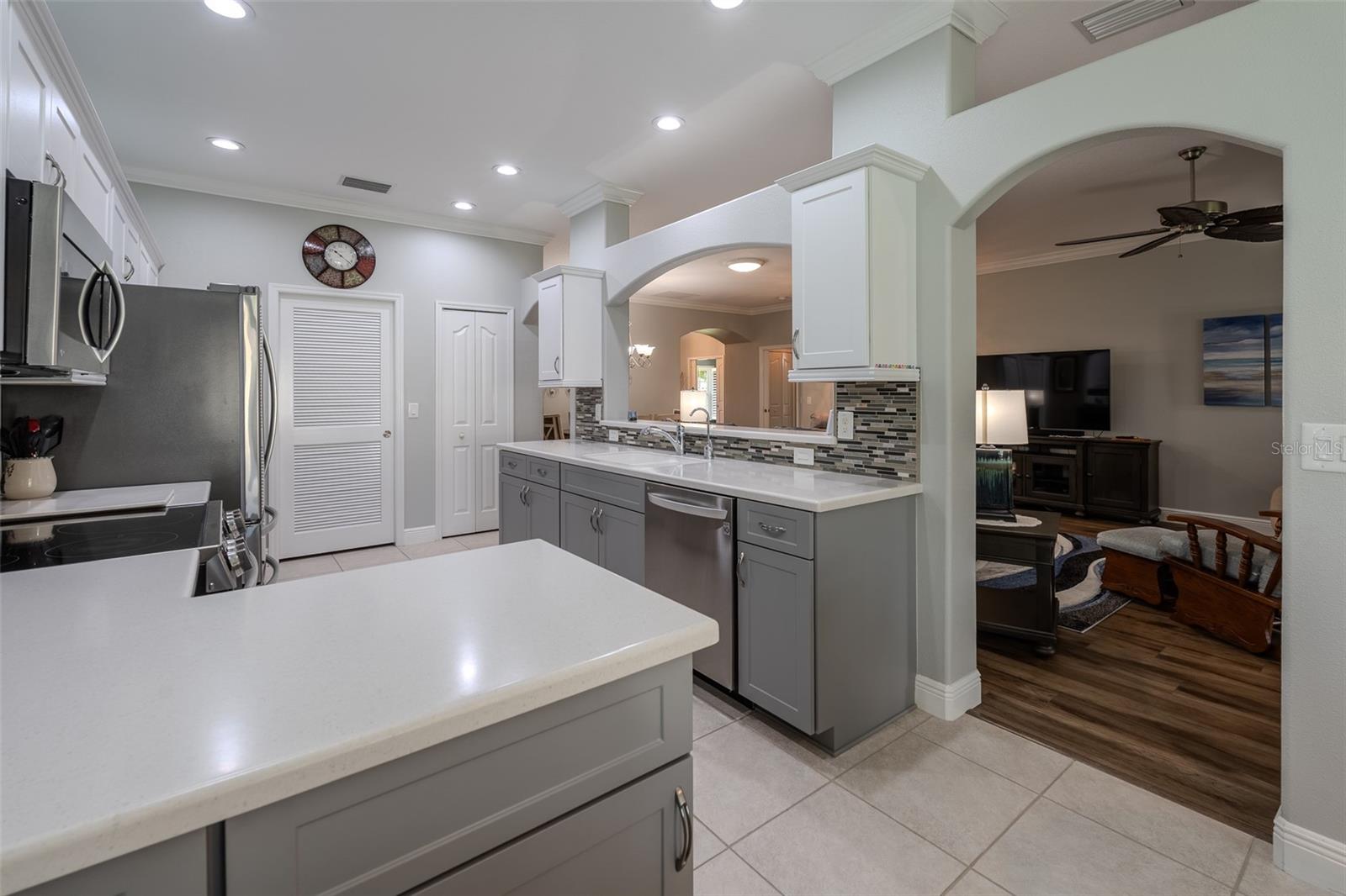 SUMMERGLEN - Residential