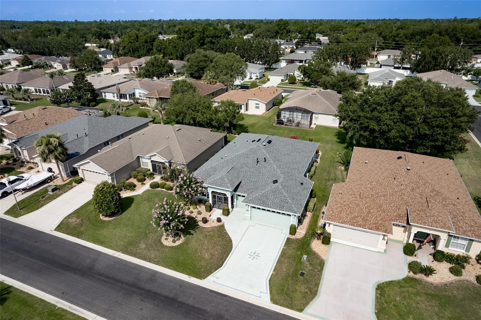 SUMMERGLEN - Residential