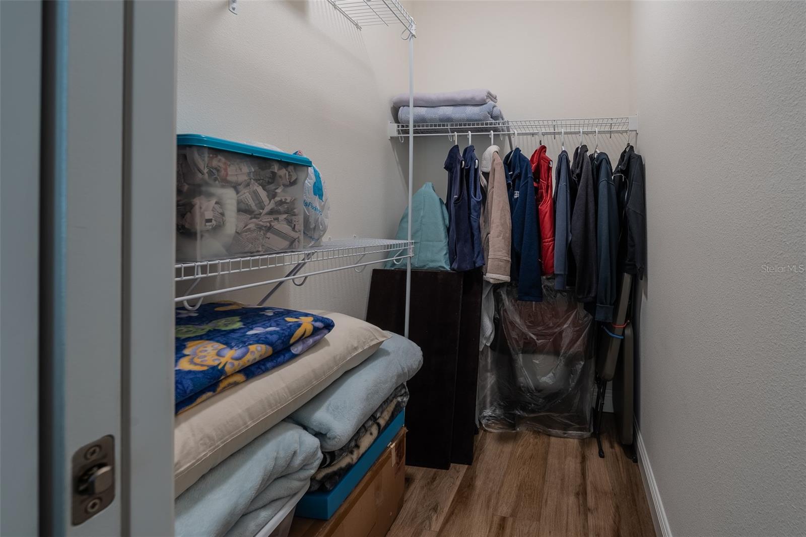 SUMMERGLEN - Residential