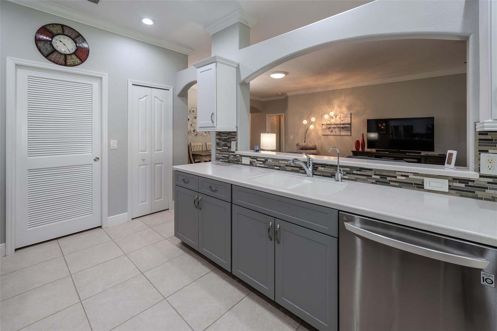 SUMMERGLEN - Residential