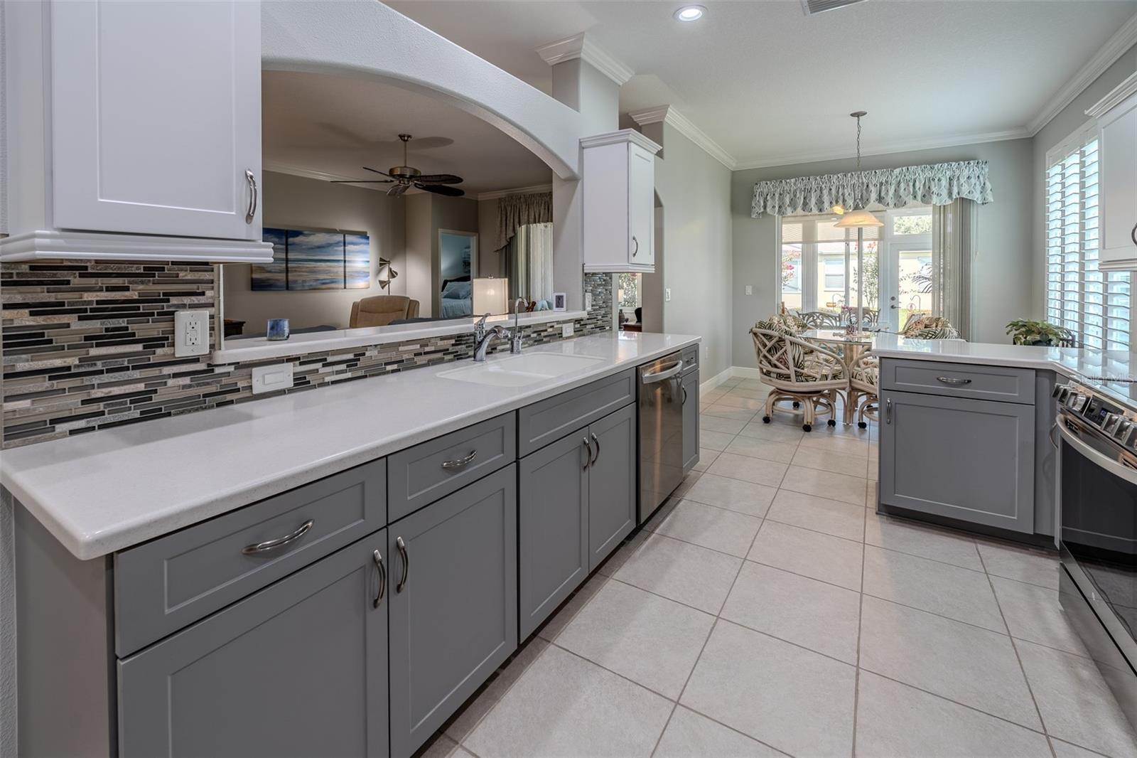 SUMMERGLEN - Residential