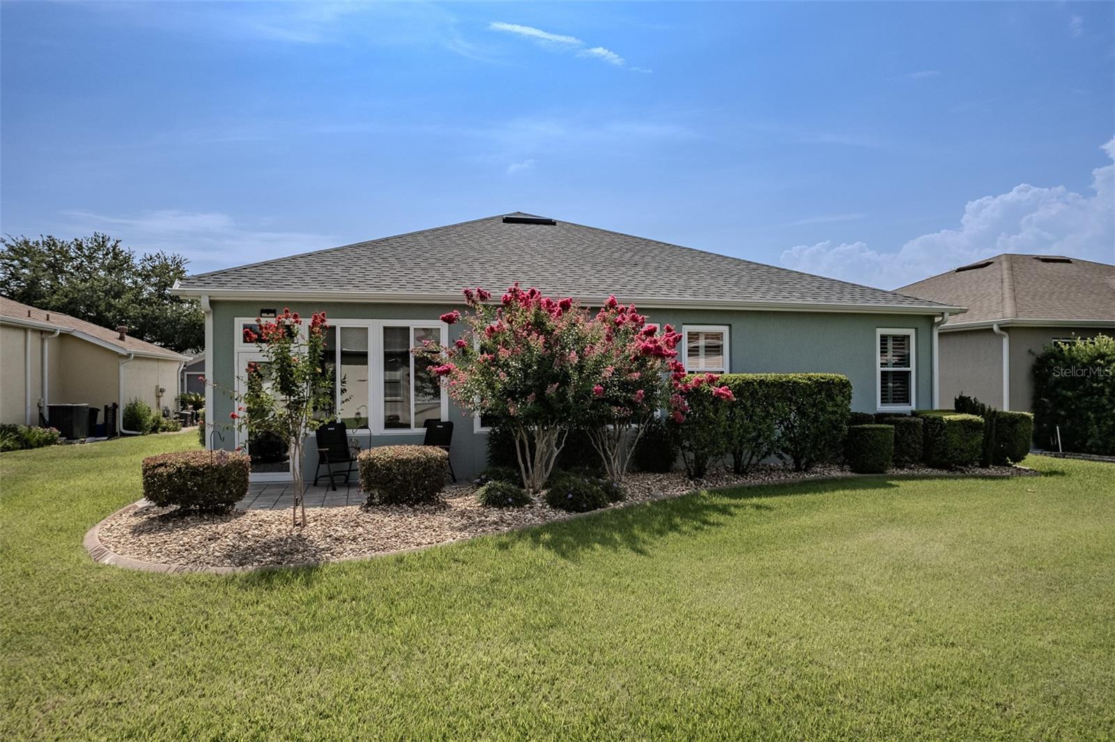 SUMMERGLEN - Residential