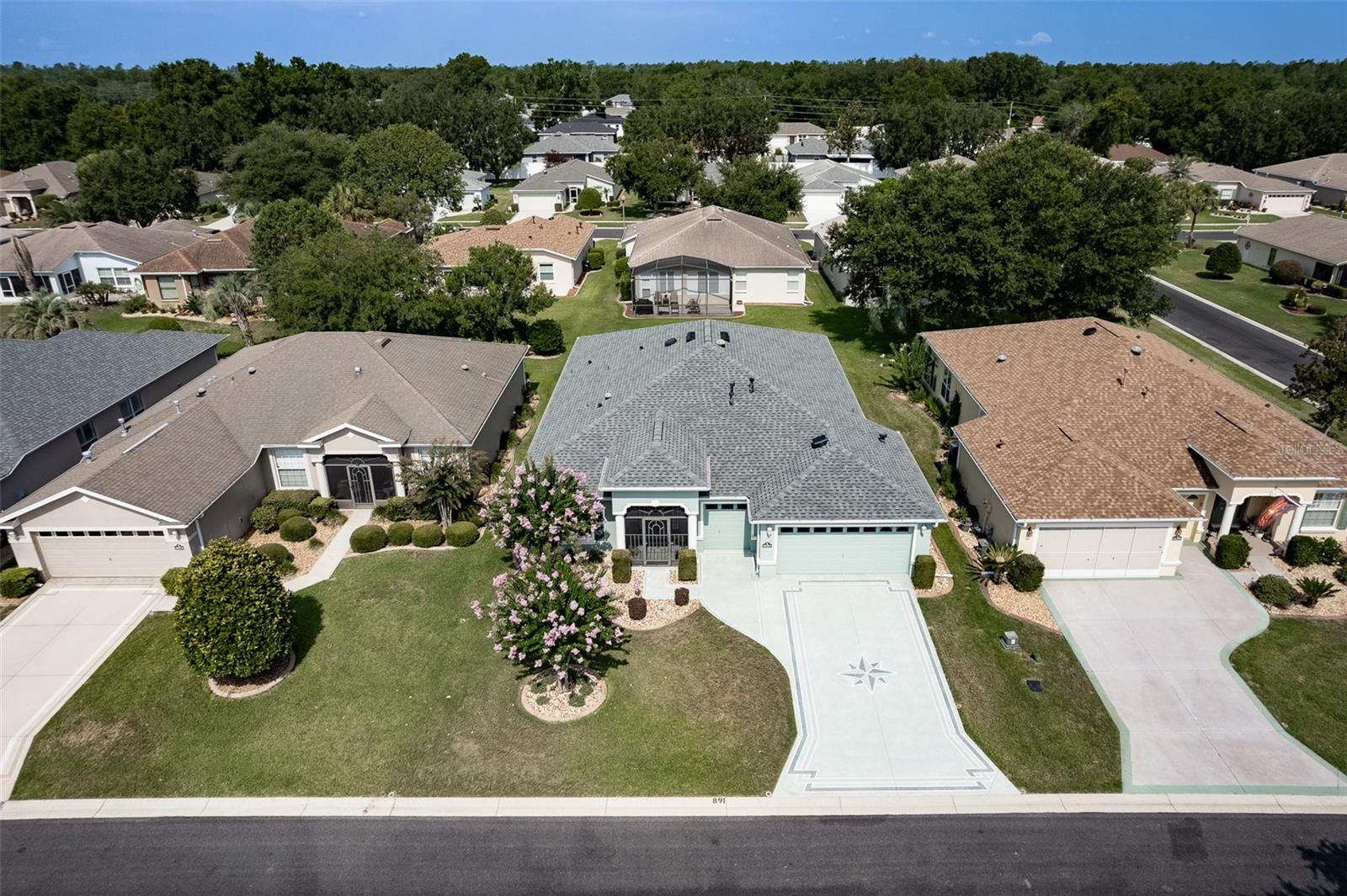 SUMMERGLEN - Residential