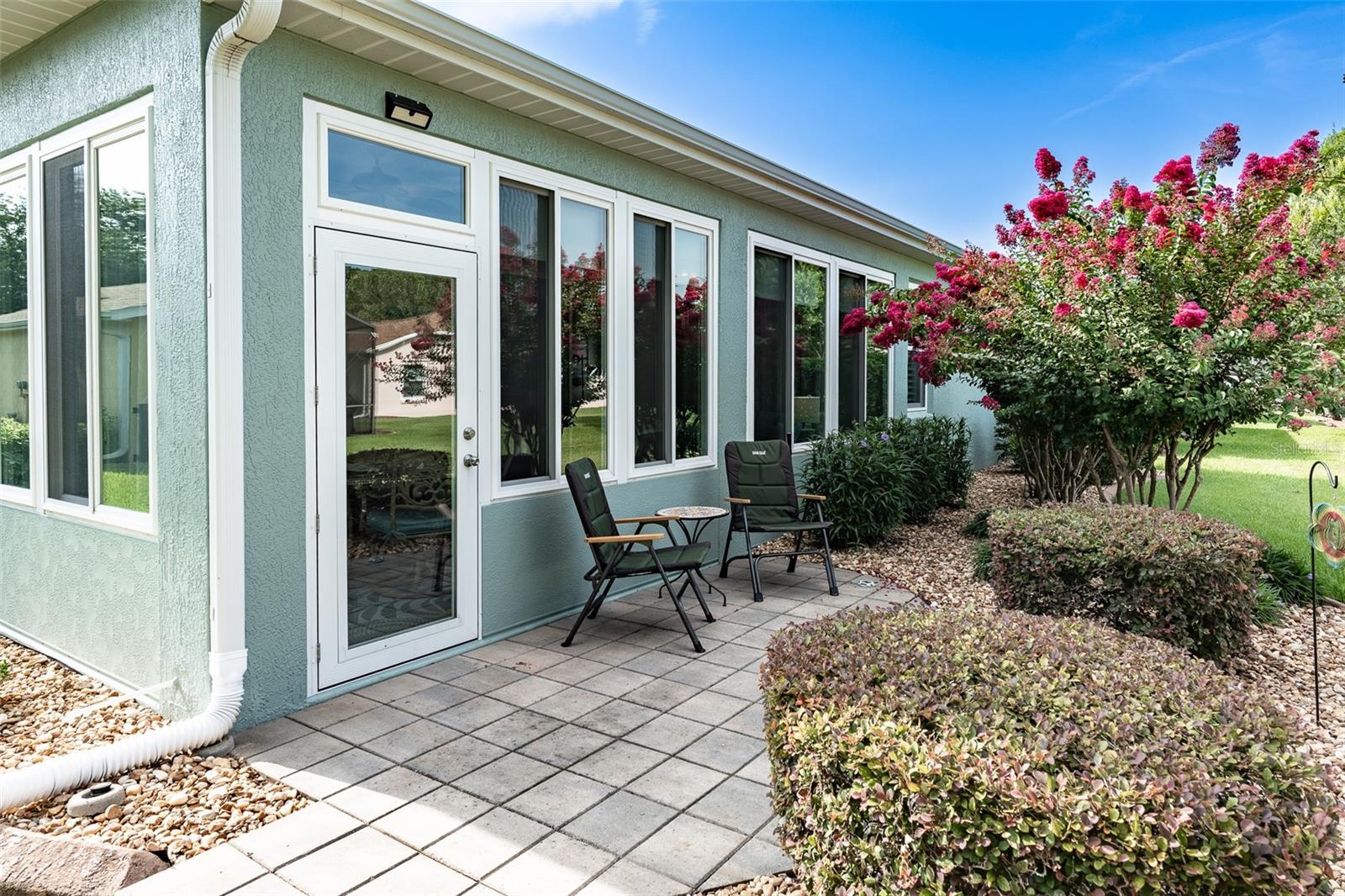 SUMMERGLEN - Residential