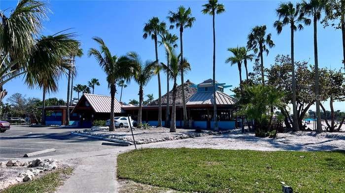 ISLAND RESORT AT MARINERS CLUB - Residential