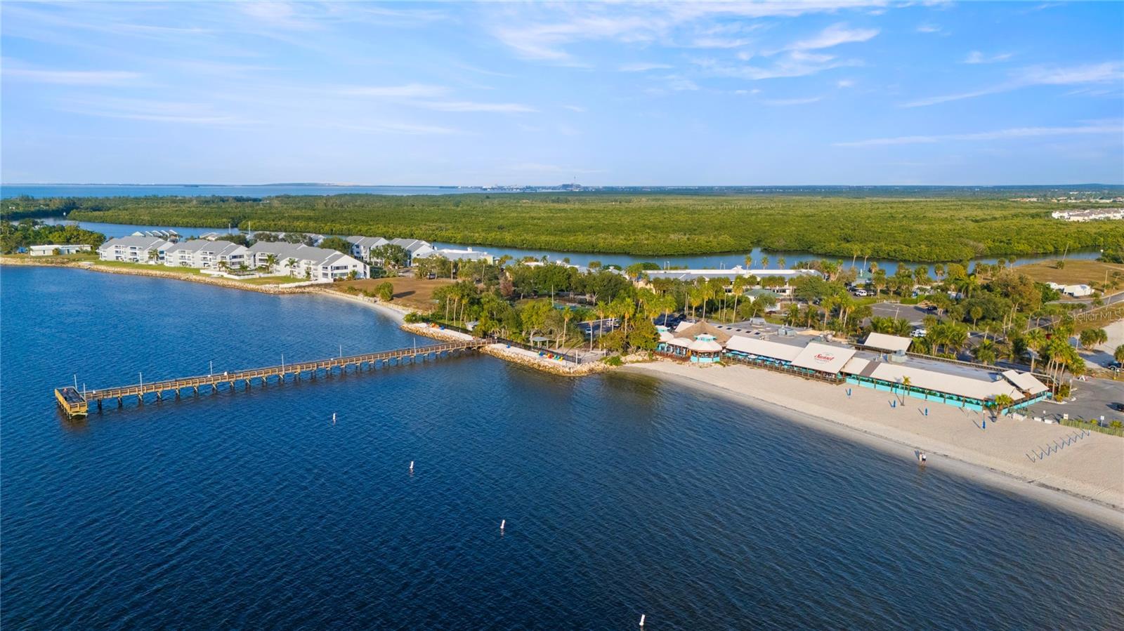 ISLAND RESORT AT MARINERS CLUB - Residential