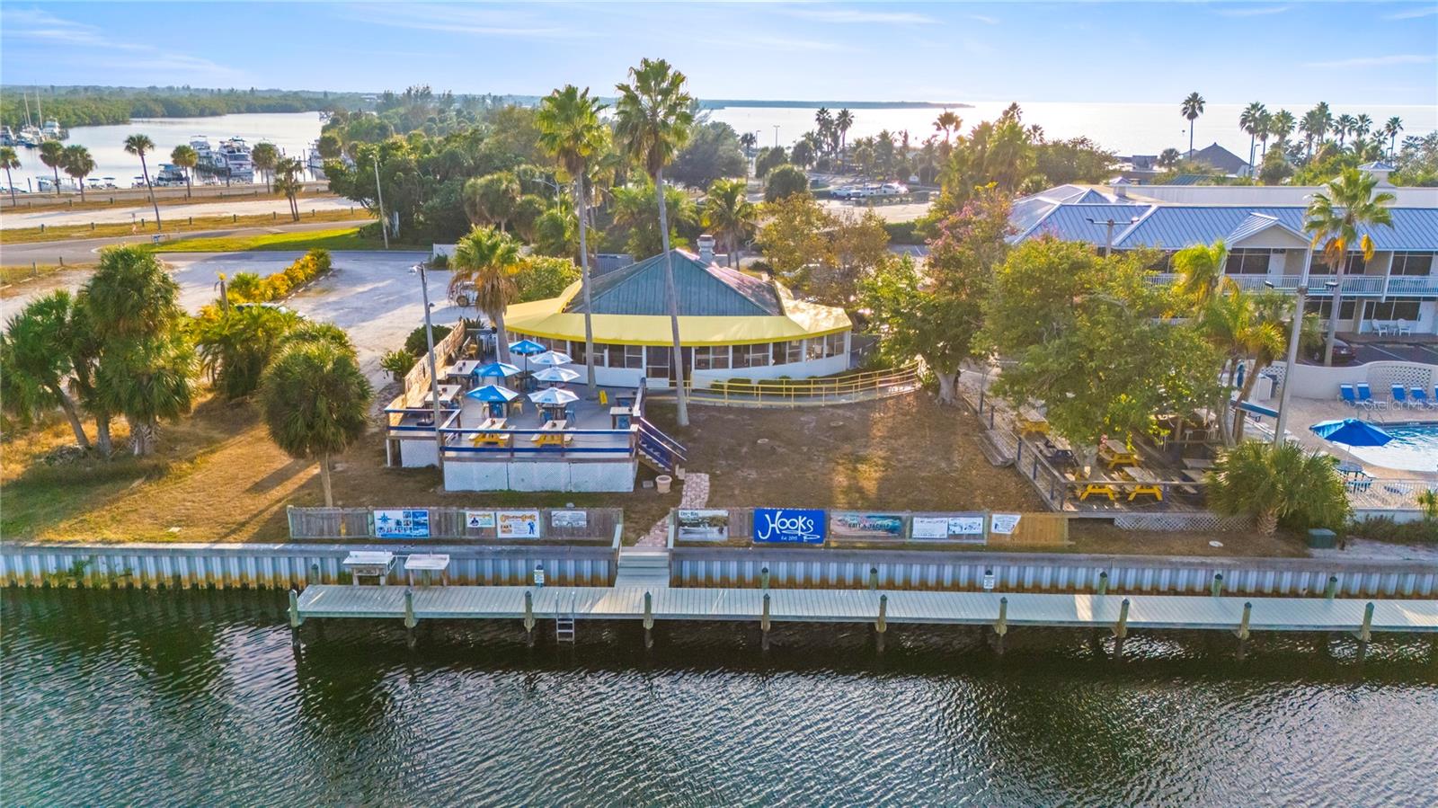 ISLAND RESORT AT MARINERS CLUB - Residential