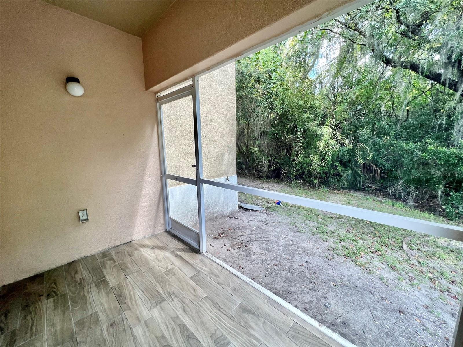 VILLAGES OF BLOOMINGDALE CONDO - Residential Lease
