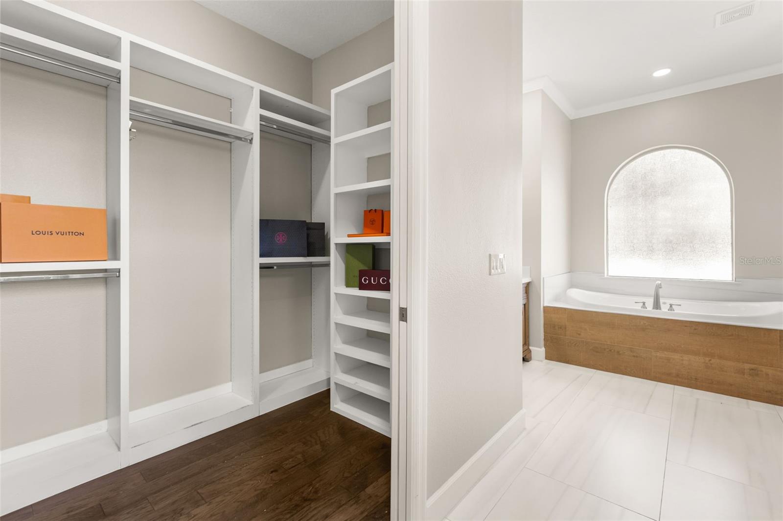 ANDERSON PARK - Residential
