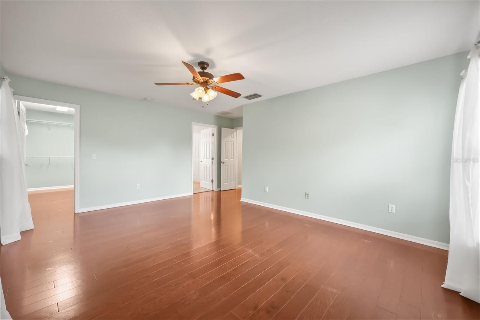 SIGNATURE LKS-PCL 01A - Residential Lease