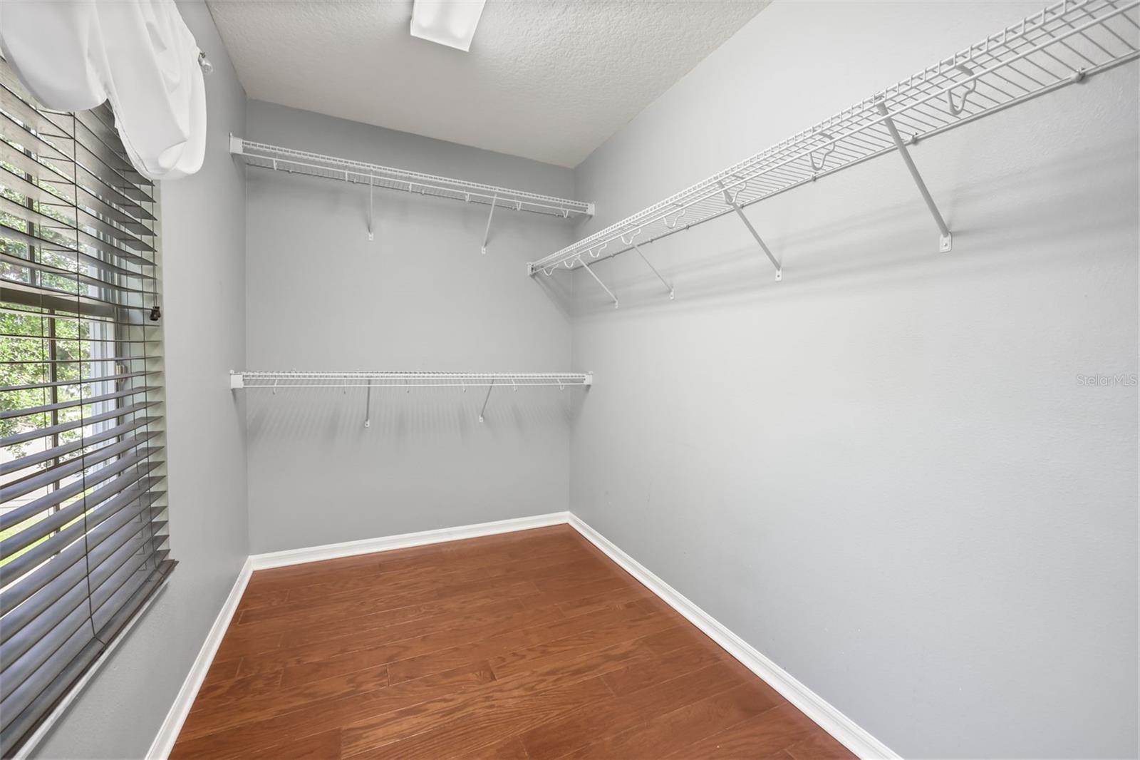 SIGNATURE LKS-PCL 01A - Residential Lease