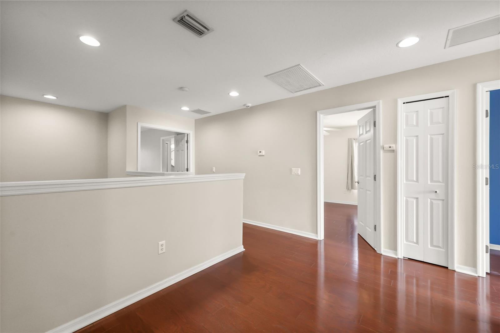 SIGNATURE LKS-PCL 01A - Residential Lease