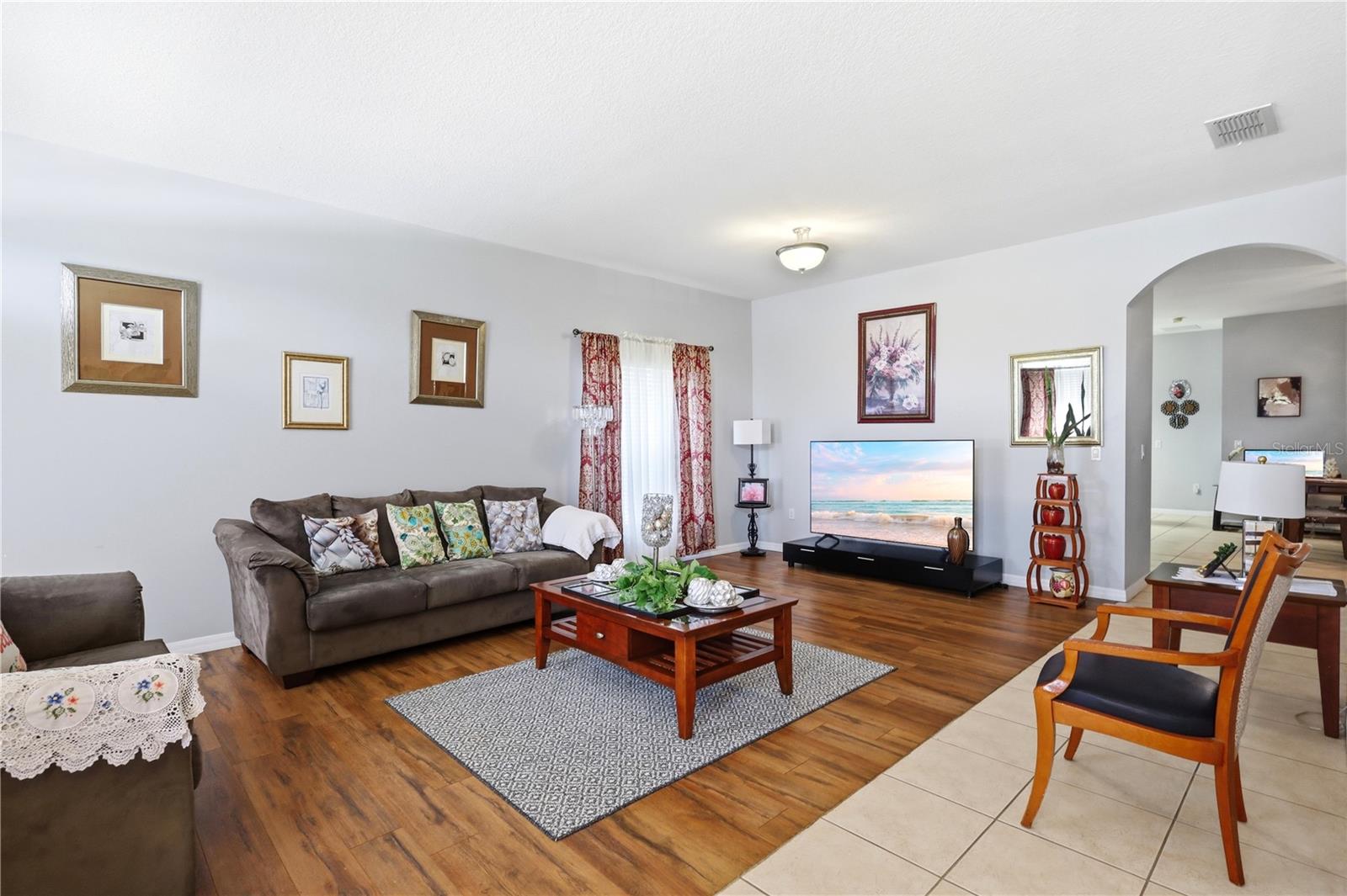 ESTANCIA - Residential